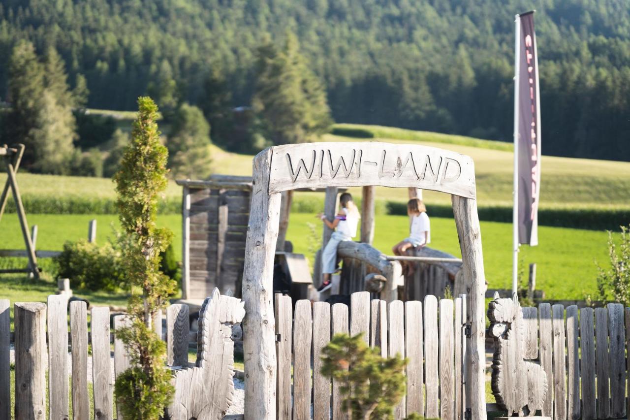 Family Aparthotel Winklwiese Valdaora Kültér fotó