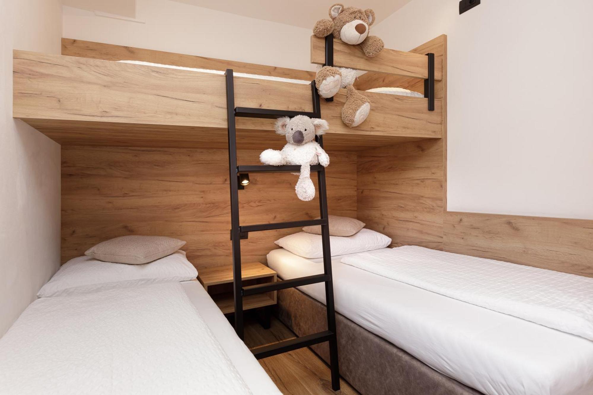 Family Aparthotel Winklwiese Valdaora Kültér fotó